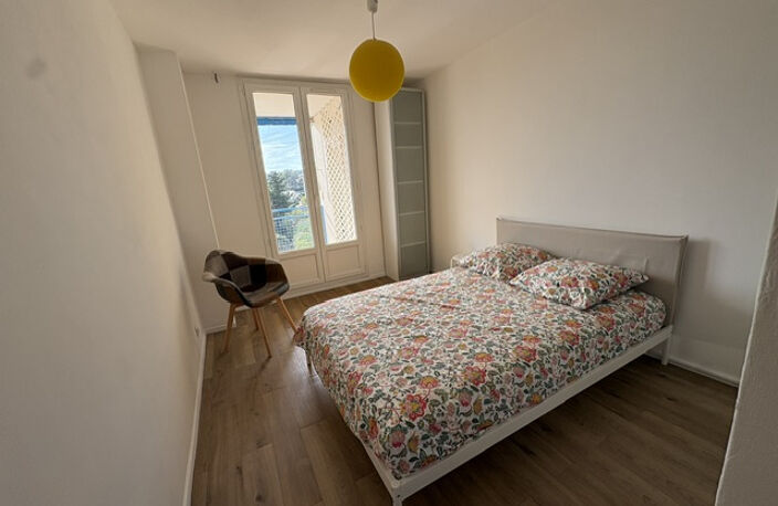 CANNES   AGREABLE 3P MEUBLÉ RÉNOVÉ 54 M2   APERÇU MER — photo 5