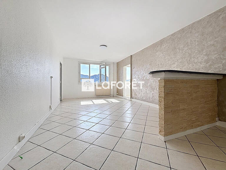 T3 76 m² lumineux - étage élevé avec ascenseur - Piscine- vue dégagée - Marseille 10e — photo 1