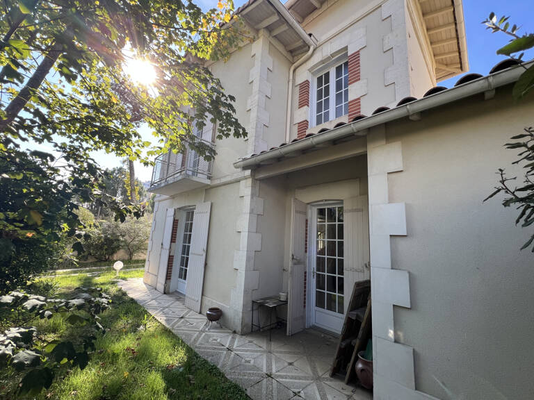 ROYAN - QUARTIER DU PARC - 150 M PLAGE - MAISON 3 CHAMBRES avec JARDIN — photo 1