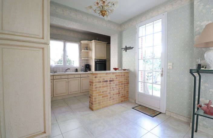 ROYAN - QUARTIER DU PARC - 150 M PLAGE - MAISON 3 CHAMBRES avec JARDIN — photo 4