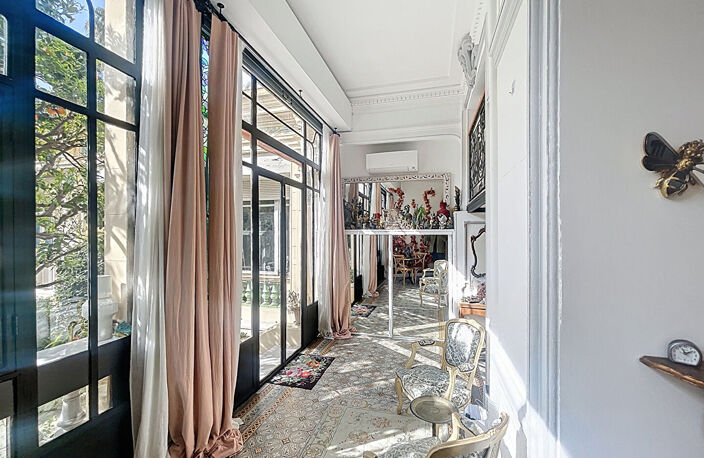 LOFT de 67 m² - Quartier FLEURS — photo 3