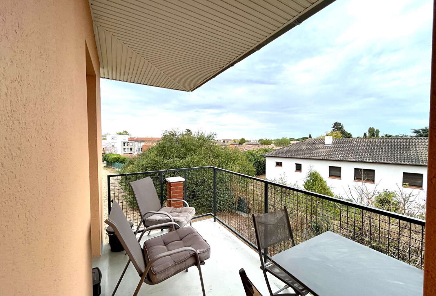 BLAGNAC - T32- 49 m² - MEUBLE - balcons - parking — photo 1