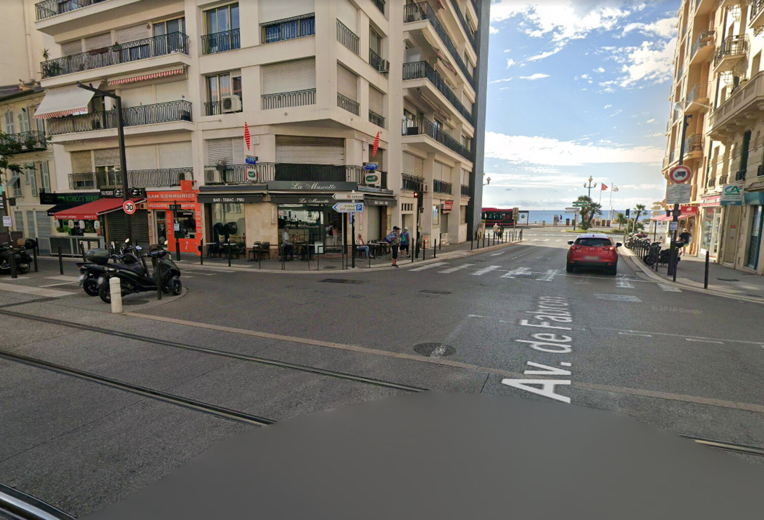 Local Commercial - Avenue de la Californie — photo 1