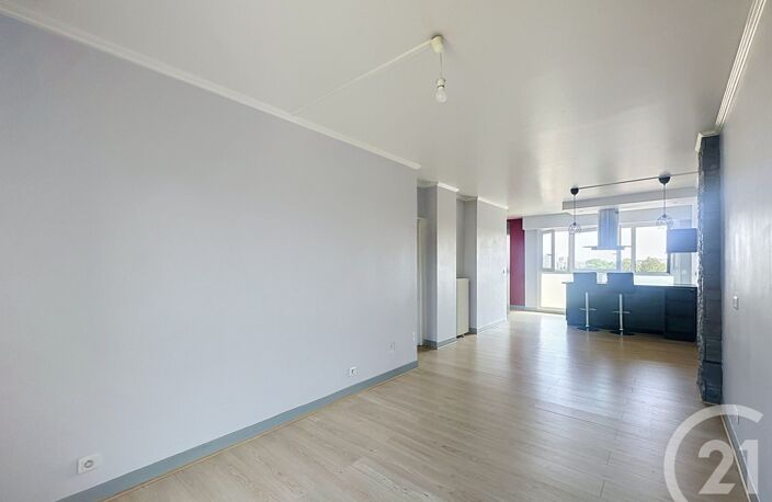 Location appartement 3 pièces 65 m² à Thiais (94320) — photo 2
