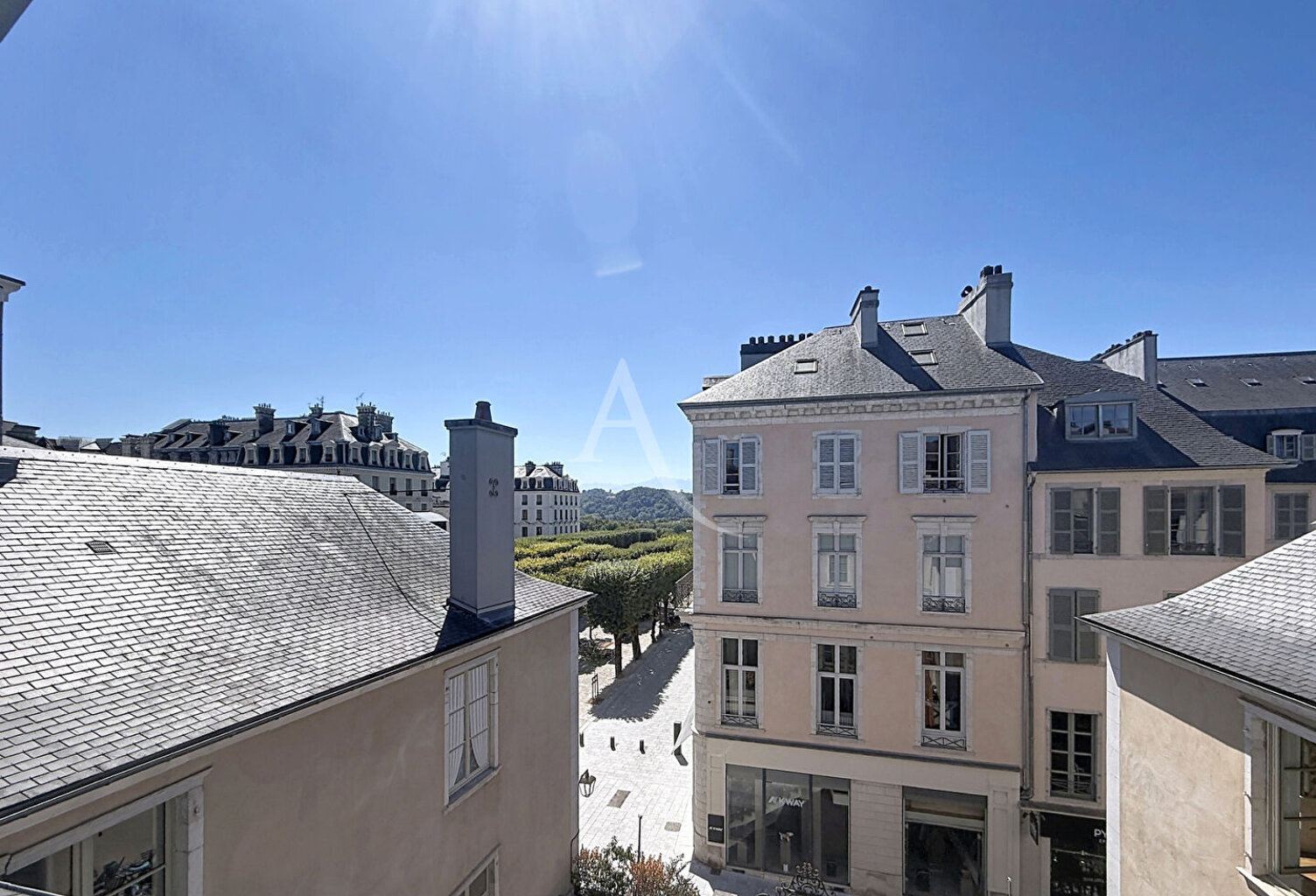 Place Royale appartement duplex Pau 6 pièce(s) — photo 1