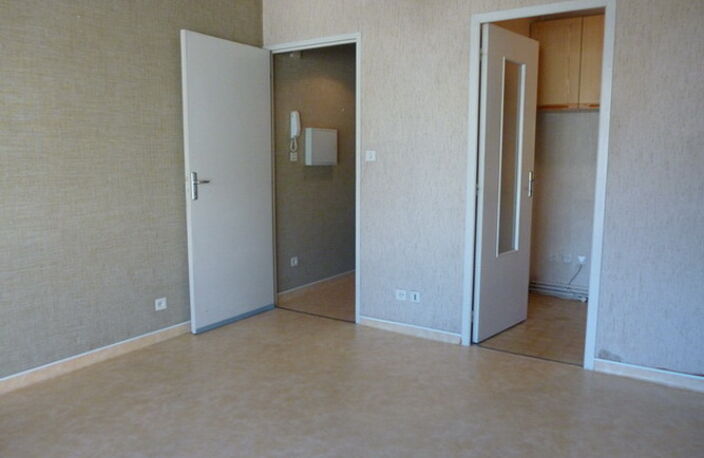 LOCATION T1BIS RODEZ SANS FRAIS D'AGENCE — photo 4
