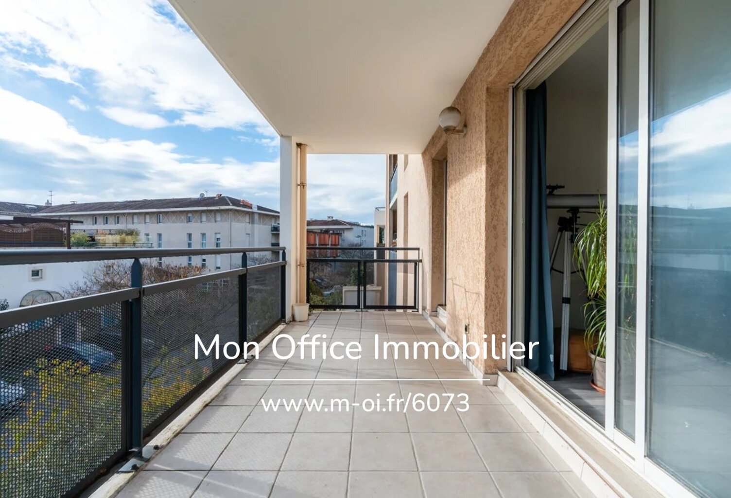 Référence : 7381-VSI - Appartement 2 pièces - terrasse - La Duranne — photo 1