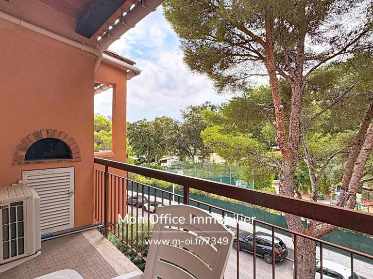 Référence : 7349-LES. - APPARTEMENT T3 CLÉ EN MAIN EN CENTRE VILLE DE CAVALAIRE SUR MER — photo 1