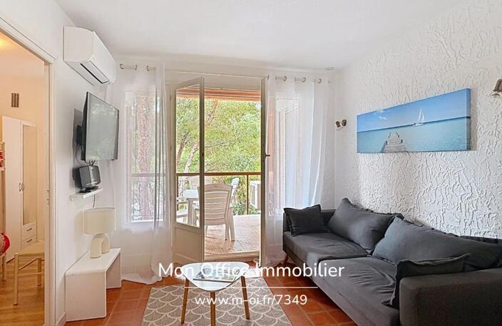 Référence : 7349-LES. - APPARTEMENT T3 CLÉ EN MAIN EN CENTRE VILLE DE CAVALAIRE SUR MER — photo 3