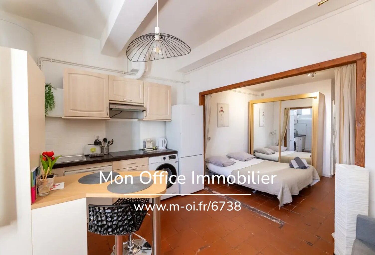 Référence : 6738-YAN. - Appartement 1 pièce en centre ville — photo 1