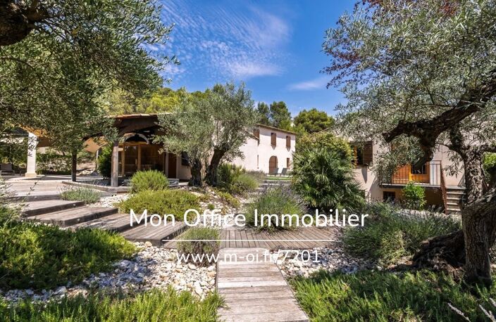 Référence : 7201-VCL - Domaine d'exception XVIII avec dépendances - Tourisme, évènementiel, regroupement familial - 13100 AIX EN PROVENCE — photo 4