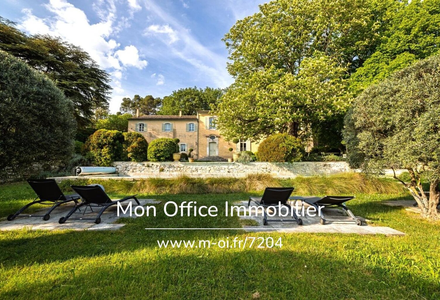 Référence : 7204-VCL - Bâtisse 17ème avec deux bastides, 5 appartements - Parc sur 1 hectare - 13 100 AIX EN PROVENCE — photo 1