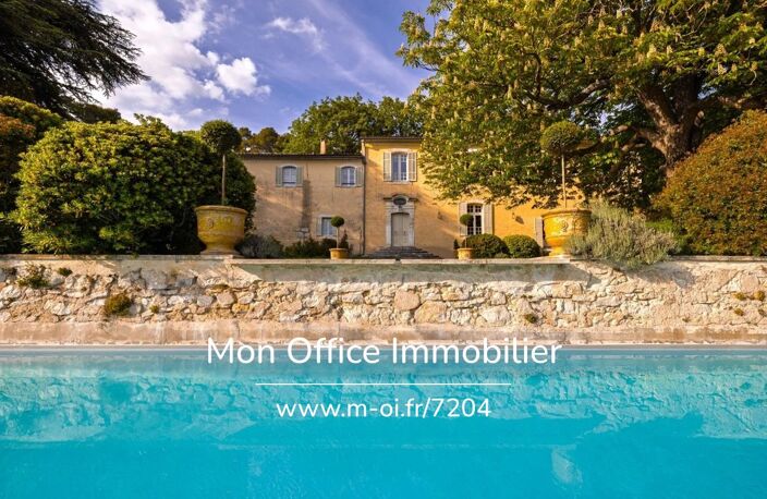 Référence : 7204-VCL - Bâtisse 17ème avec deux bastides, 5 appartements - Parc sur 1 hectare - 13 100 AIX EN PROVENCE — photo 4
