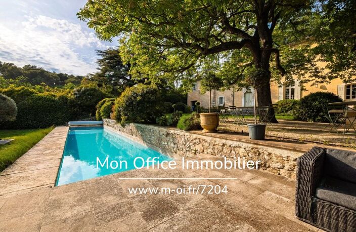 Référence : 7204-VCL - Bâtisse 17ème avec deux bastides, 5 appartements - Parc sur 1 hectare - 13 100 AIX EN PROVENCE — photo 5