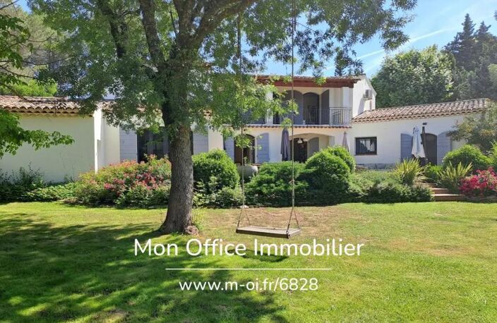 Référence : 6828-VCL - Maison avec 6 chambres dont studio indépendant - Jardin paysager piscine garage - 13 100 AIX — photo 2