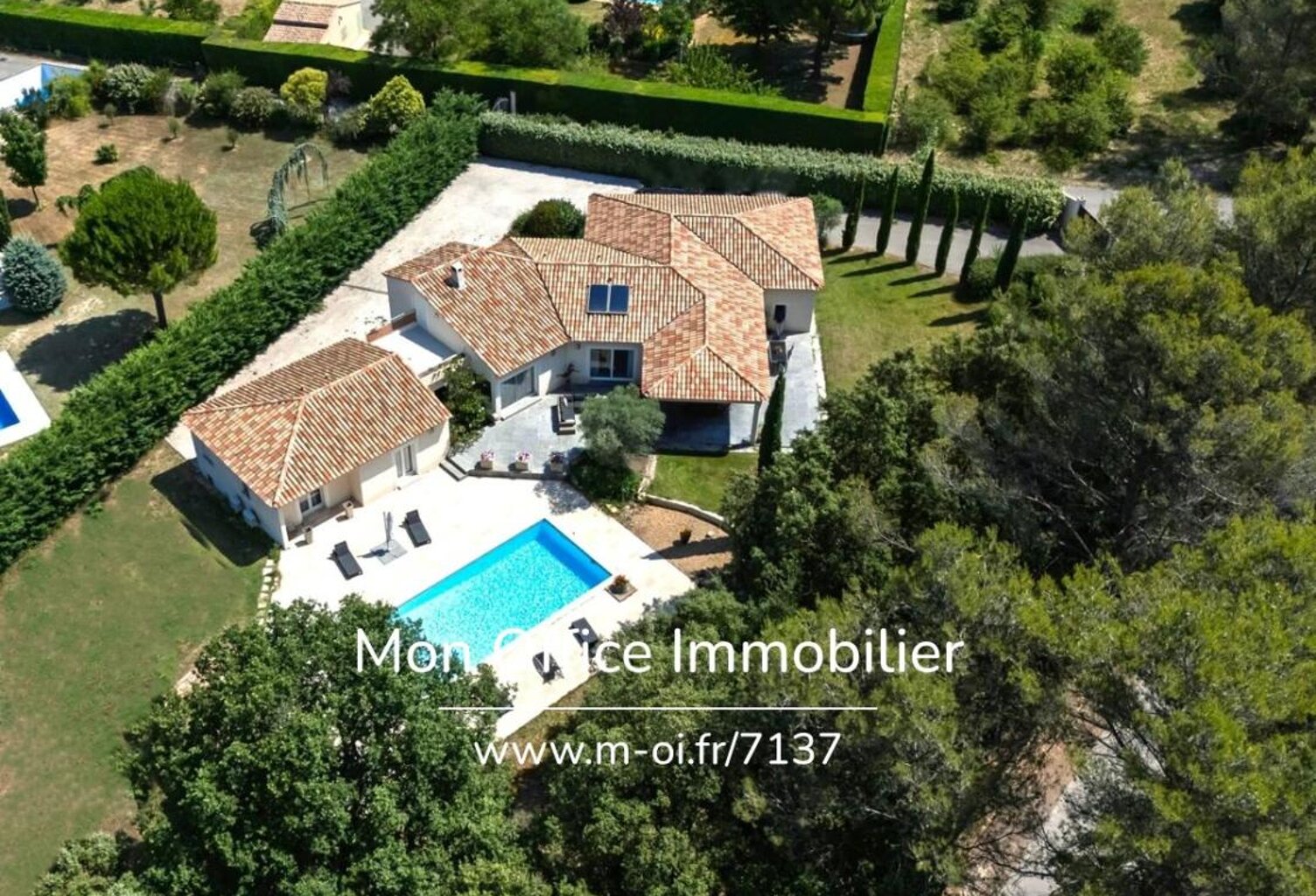 Référence : 7137-VCL. - Maison de plain pied - jardin paysager, calme absolu - 4 chambres 1 bureau - Simiane Collongue — photo 1