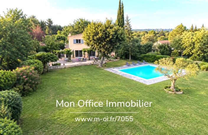 Référence : 7055-VCL - Maison 4 chambres et 1 bureau - Piscine calme absolu village à pied - 13510 EGUILLES — photo 2