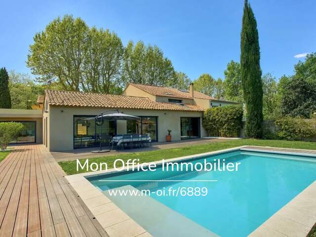 Référence : 6889-VCL. - Contemporaine élégante - Jardin clos et arboré avec piscine - Proche AIX EN PROVENCE — photo du bien
