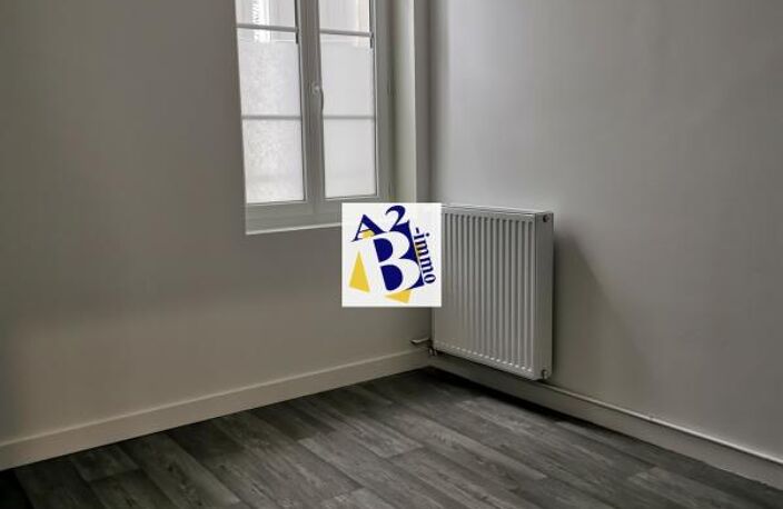 ANGOULEME, immeuble de rapport, 1T2, 2T3 — photo 4