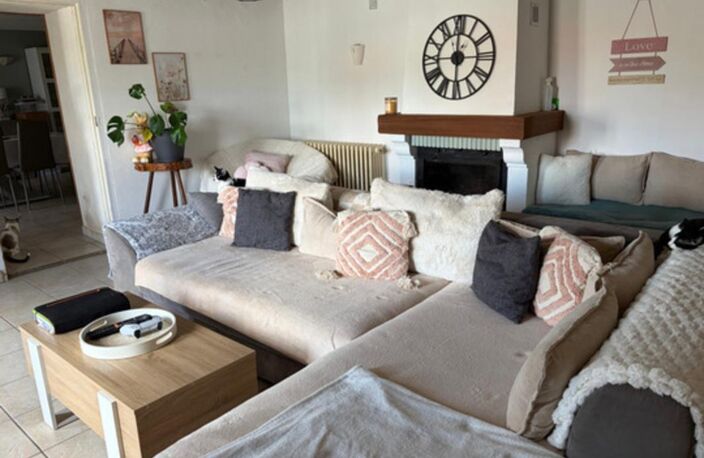 SAINTE GEMME LA PLAINE (85400) ADORABLE MAISON EN PIERRES 4/5 CHAMBRES AVEC DEPENDANCE ET JARDIN CLOS — photo 3