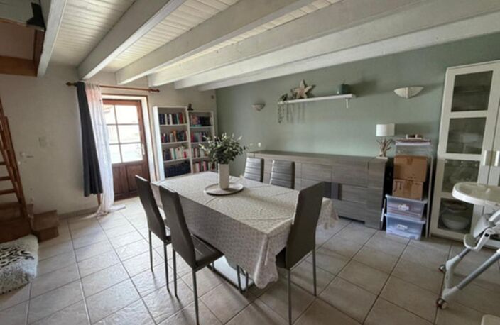 SAINTE GEMME LA PLAINE (85400) ADORABLE MAISON EN PIERRES 4/5 CHAMBRES AVEC DEPENDANCE ET JARDIN CLOS — photo 4