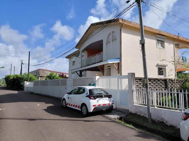 Immeuble de rapport – Quartier Morne Laurent-Tivoli – Fort de France — photo du bien