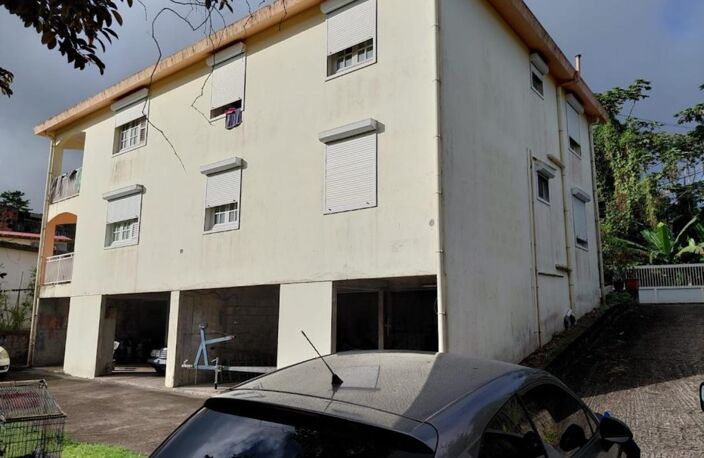 Immeuble de rapport – Quartier Morne Laurent-Tivoli – Fort de France — photo 3