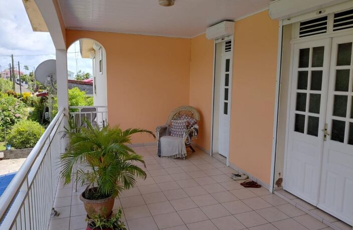 Immeuble de rapport – Quartier Morne Laurent-Tivoli – Fort de France — photo 5