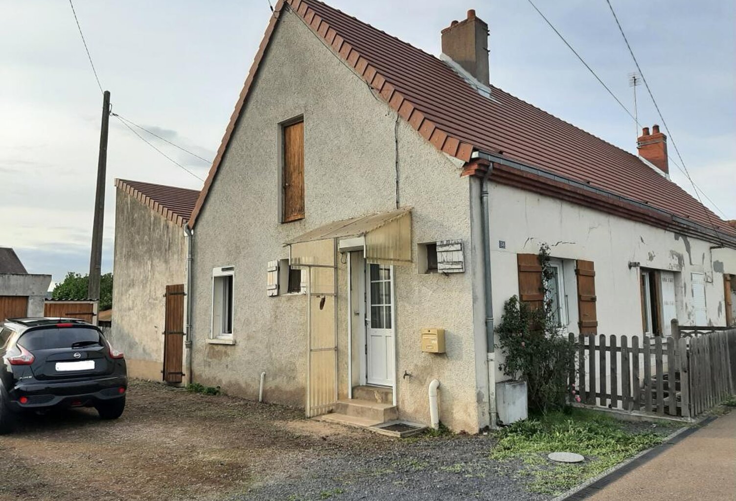 Maison à vendre 6 pièces GUEUGNON (71) — photo 1