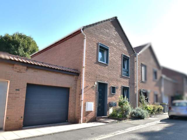 RONCHIN – CHEMIN D’ESQUERMES – Maison 3 chambres avec garage — photo du bien