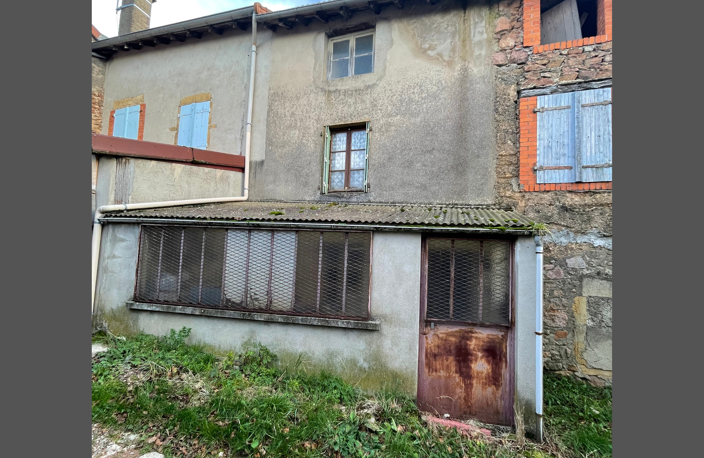 Maison de village - 4 chambres - garage - terrain  - 42460 — photo 2