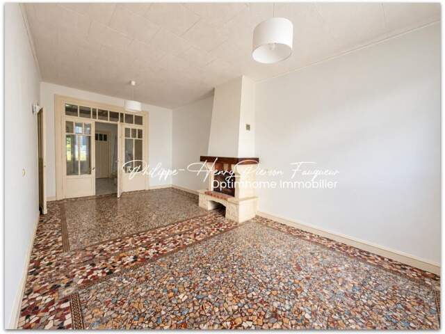 EXCLUSIVITÉ – MAISON 1930 À VENDRE À WATTRELOS Ste Thérèse – 3 CHAMBRES – JARDIN – GARAGE – DOUBLE ACCÈS (59) — photo du bien