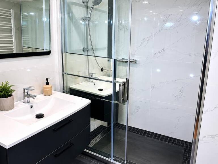 T5 rénové 84 m² – 4 chambres – Balcon – Idéal colocation ou famille – Rennes — photo 1