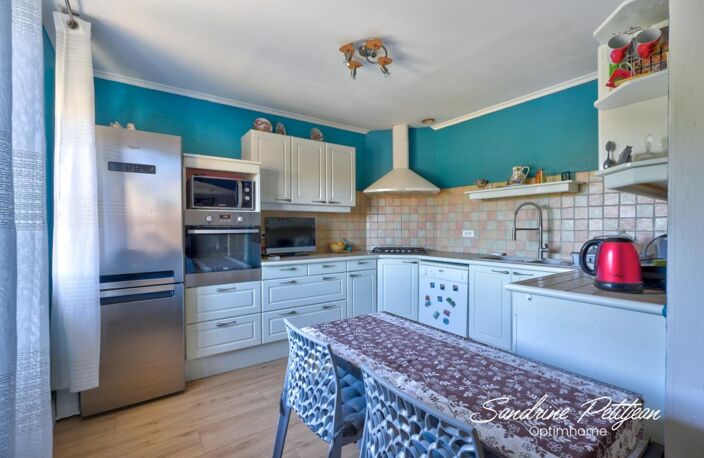 A vendre Maison 145m² – 6 pièces - Garage – Piscine– Terrain 612 M² - MIONNAY (01390) — photo 4