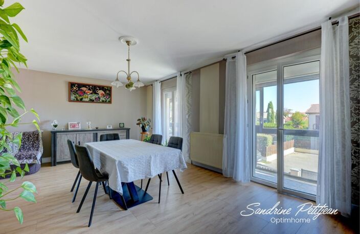 A vendre Maison 145m² – 6 pièces - Garage – Piscine– Terrain 612 M² - MIONNAY (01390) — photo 5