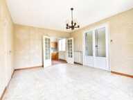 Saint-Seurin-sur-l'Isle : maison  99 m² + dépendances sur 6660 m² de terrain — photo 4