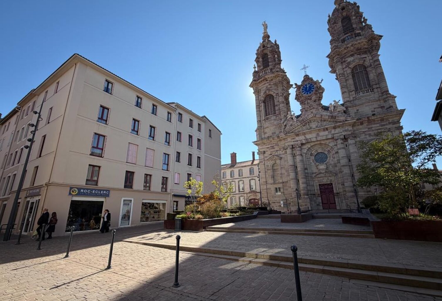 APPARTEMENT F4 BEL EMPLACEMENT + PARKING PRIVATIF — photo 1