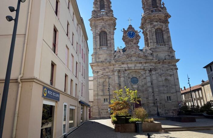 APPARTEMENT F4 BEL EMPLACEMENT + PARKING PRIVATIF — photo 2