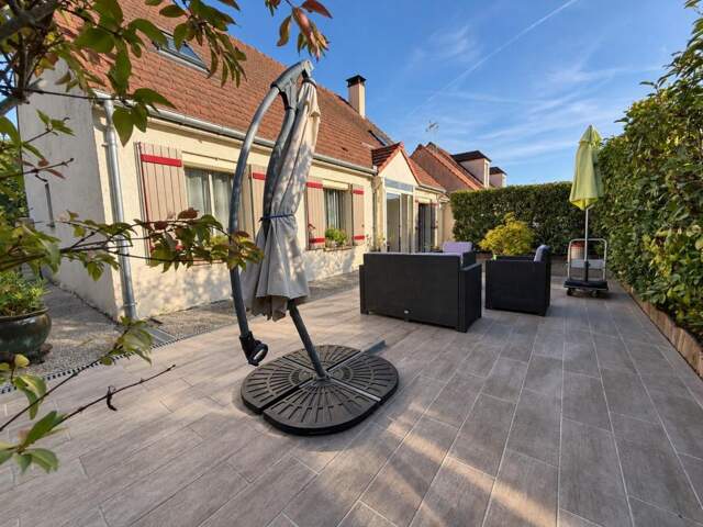 VERNEUIL-EN-HALATTE – EXCLUSIVITÉ – MAISON FAMILIALE DE 160 M² – VIVABLE DE PLAIN-PIED — photo du bien