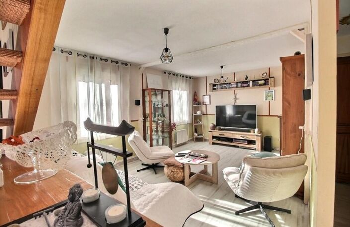 VERNEUIL-EN-HALATTE – EXCLUSIVITÉ – MAISON FAMILIALE DE 160 M² – VIVABLE DE PLAIN-PIED — photo 3