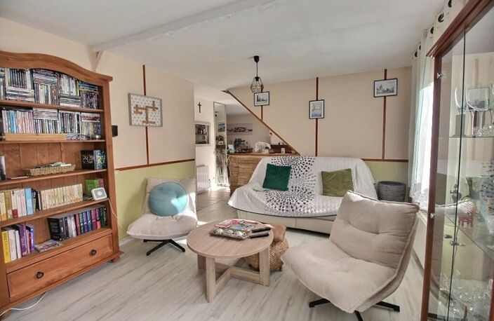 VERNEUIL-EN-HALATTE – EXCLUSIVITÉ – MAISON FAMILIALE DE 160 M² – VIVABLE DE PLAIN-PIED — photo 4