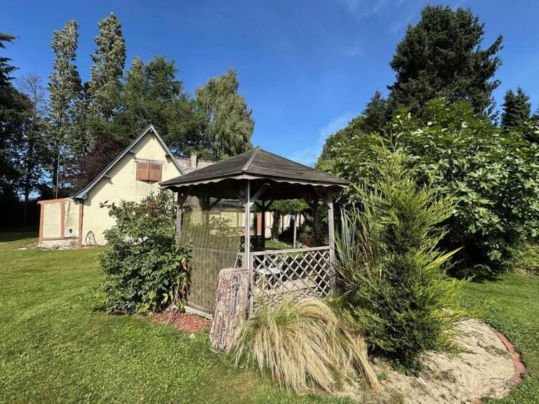 Vente à terme : maison normande au charme authentique — photo 1