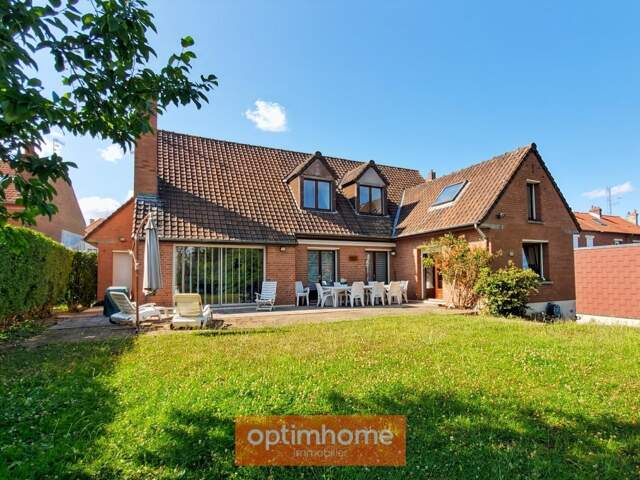 ARRAS CHR / CITADELLE – PAVILLON INDIVIDUEL SEMI PLAIN-PIED DE 219 M² – 5 CHAMBRES – SOUS-SOL COMPLET – JARDIN 1 008 M² — photo du bien