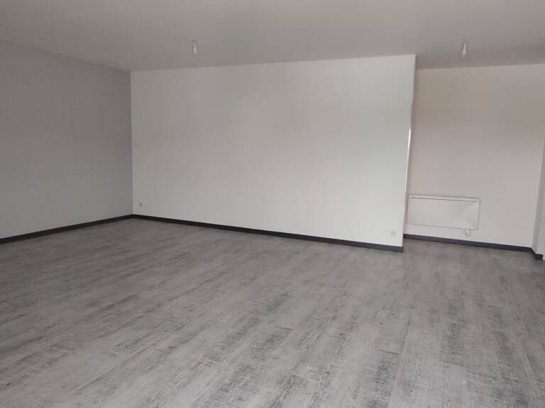 À louer   Ensemble de locaux polyvalents de 590 m2 sur terra — photo 1