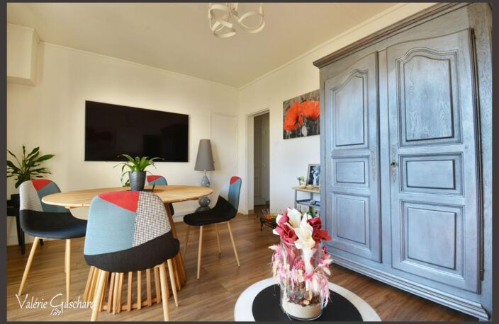 Pineuilh – Appartement T3 rénové 62 m², balcon, tout à pied — photo 5