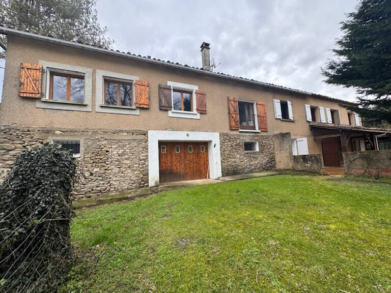 Beau corps de ferme comprenant 3 logements en pleine nature — photo 1
