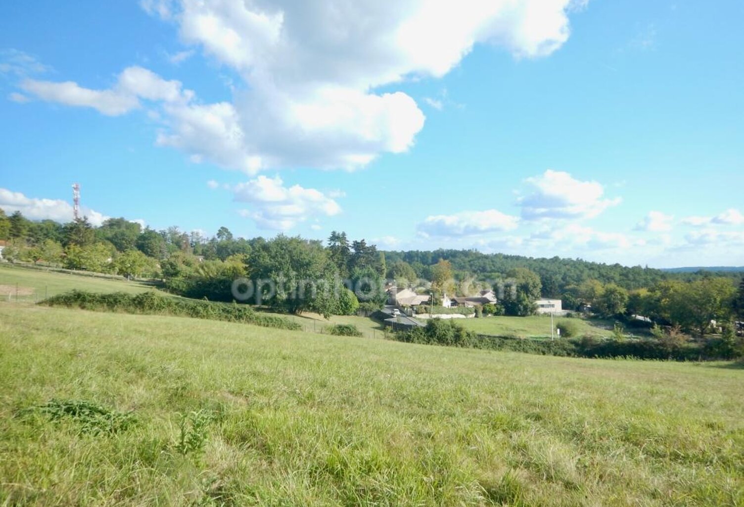 Terrain à bâtir de 2900 m2 à CHAMPCEVINEL (24) — photo 1