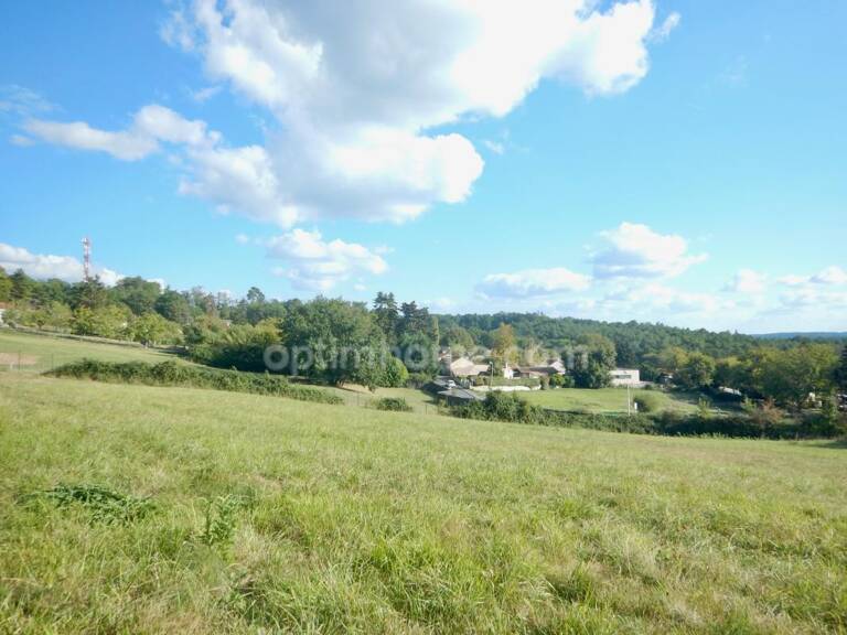 Terrain à bâtir de 2900 m2 à CHAMPCEVINEL (24) — photo 1