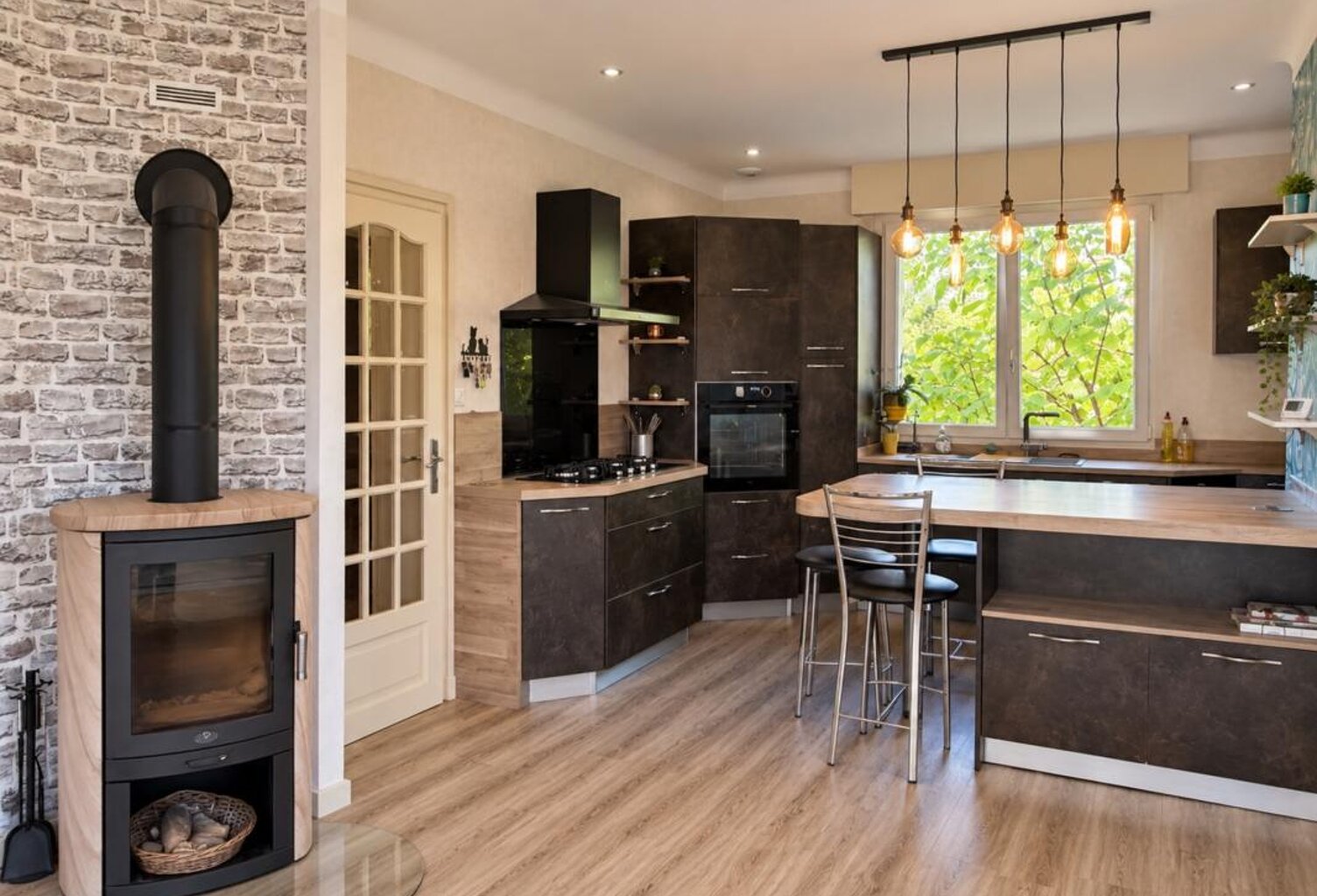 MAISON INDIVIDUELLE, 3 CHAMBRES, SOUS-SOL COMPLET ET JARDIN CLOS — photo 1