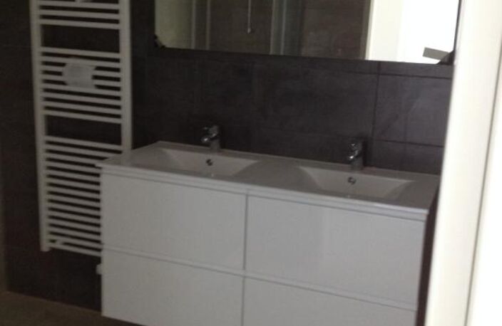 T4 — photo 3